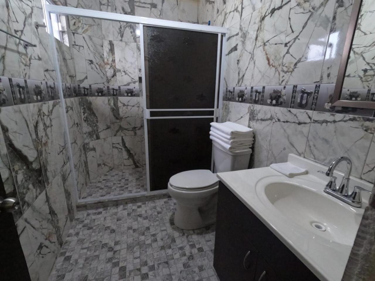 Hotel Prado'S Puerto San Carlos المظهر الخارجي الصورة